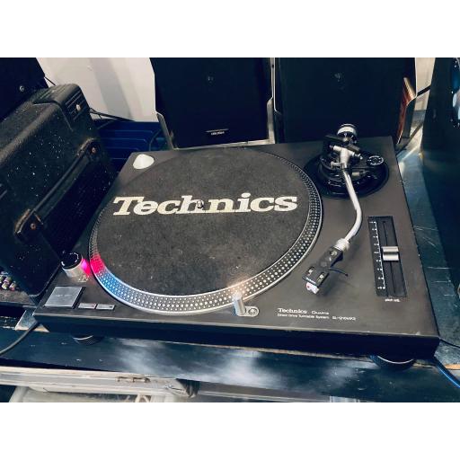 Technics 1210 mk2 serviced with Stanton 500 cart and stylus